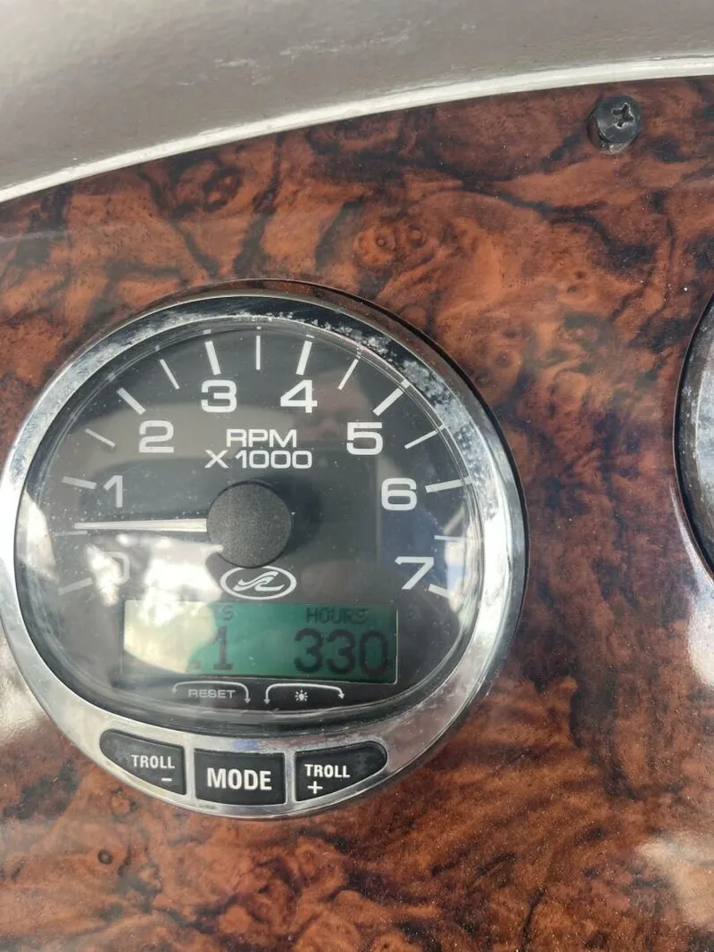 Slide: The Image of Sea Ray 290 Sun Sport 2005 - 5162204