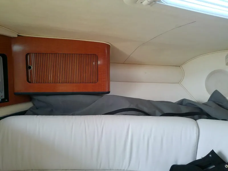 Slide: The Image of Sea Ray 290 Sun Sport 2005 - 5162209