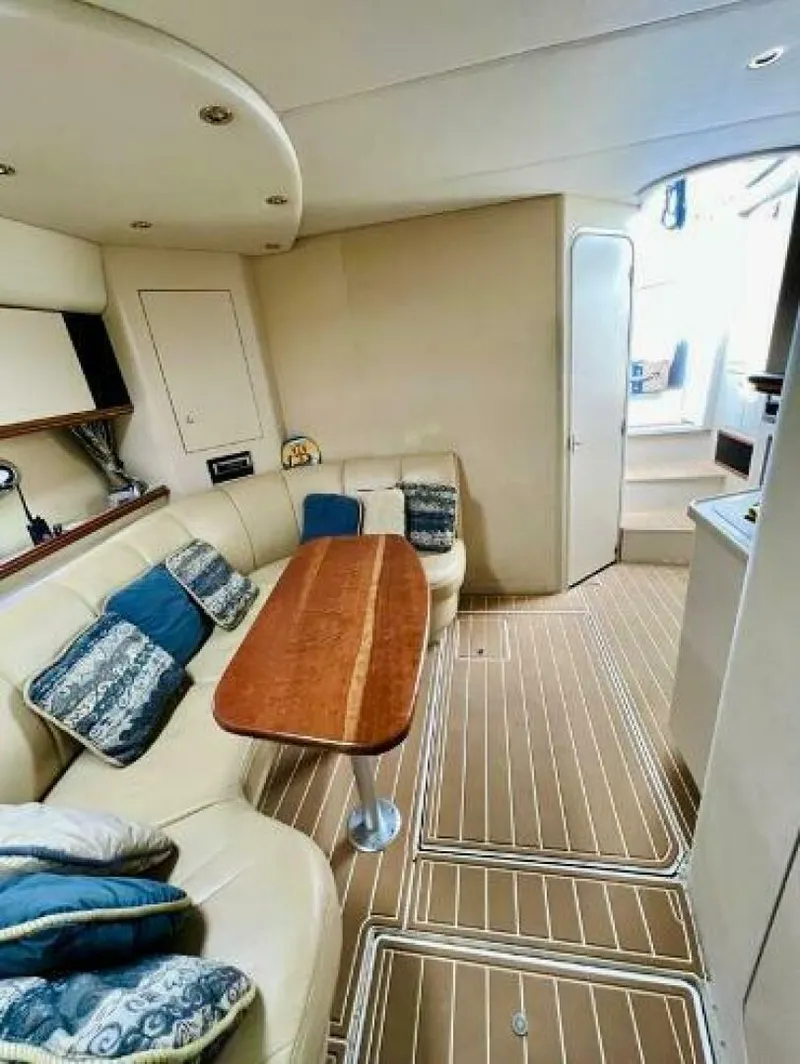 Slide: The Image of Cruisers 3772 Express 2000 - 5162239