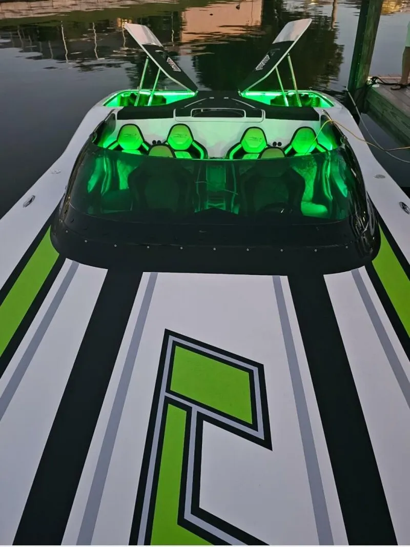 Slide: The Image of MTI 42 RP 2013 - 5162644