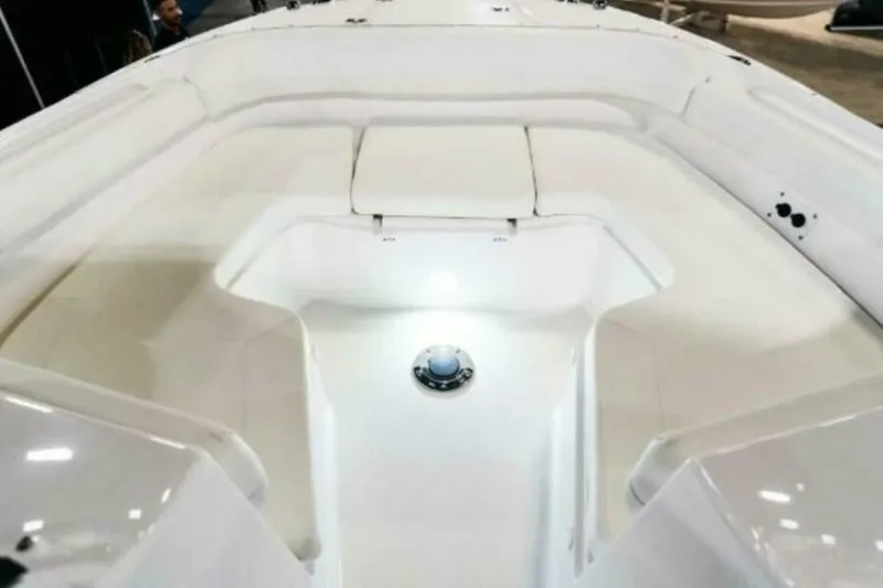 Slide: The Image of Edgewater 280CX 2025 - 5163047