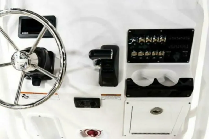 Slide: The Image of Edgewater 208CC 2025 - 5163061