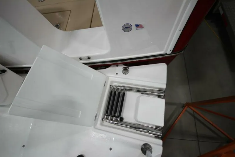 Slide: The Image of Ranger Tug R-29 Sedan Luxury Edition 2026 - 5163167