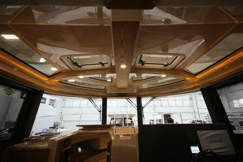 Slide: The Image of Ranger Tug R-29 Sedan Luxury Edition 2026 - 5163281