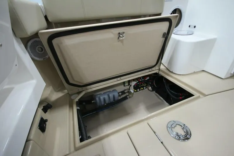 Slide: The Image of Ranger Tug R-29 Sedan Luxury Edition 2026 - 5163185