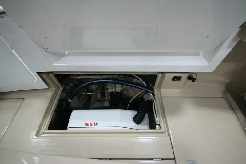 Slide: The Image of Ranger Tug R-29 Sedan Luxury Edition 2026 - 5163188