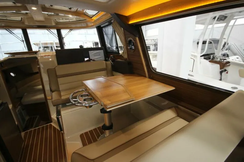 Slide: The Image of Ranger Tug R-29 Sedan Luxury Edition 2026 - 5163206