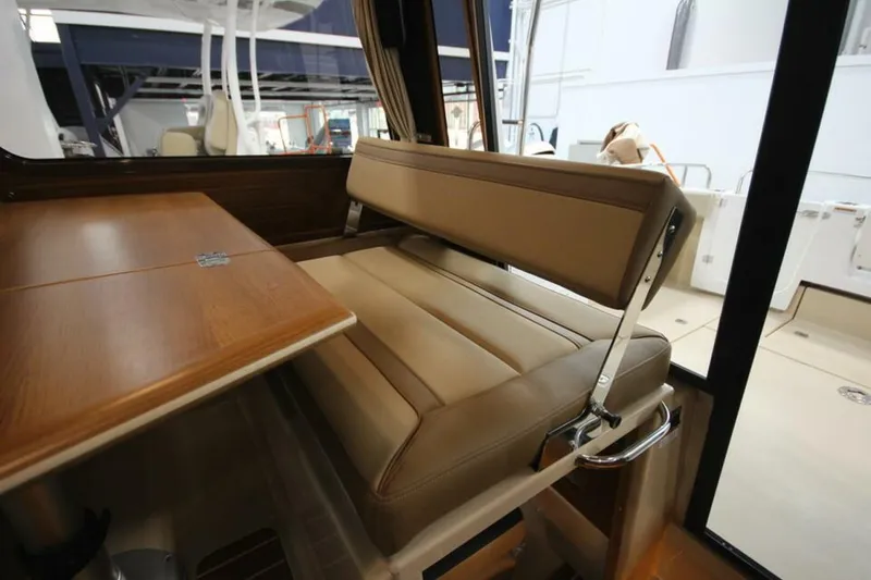 Slide: The Image of Ranger Tug R-29 Sedan Luxury Edition 2026 - 5163207