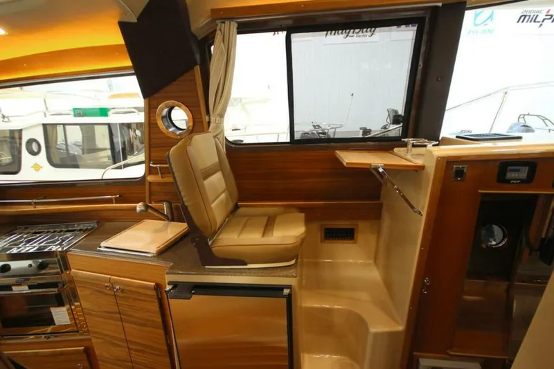 Slide: The Image of Ranger Tug R-29 Sedan Luxury Edition 2026 - 5163211