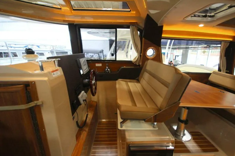 Slide: The Image of Ranger Tug R-29 Sedan Luxury Edition 2026 - 5163213