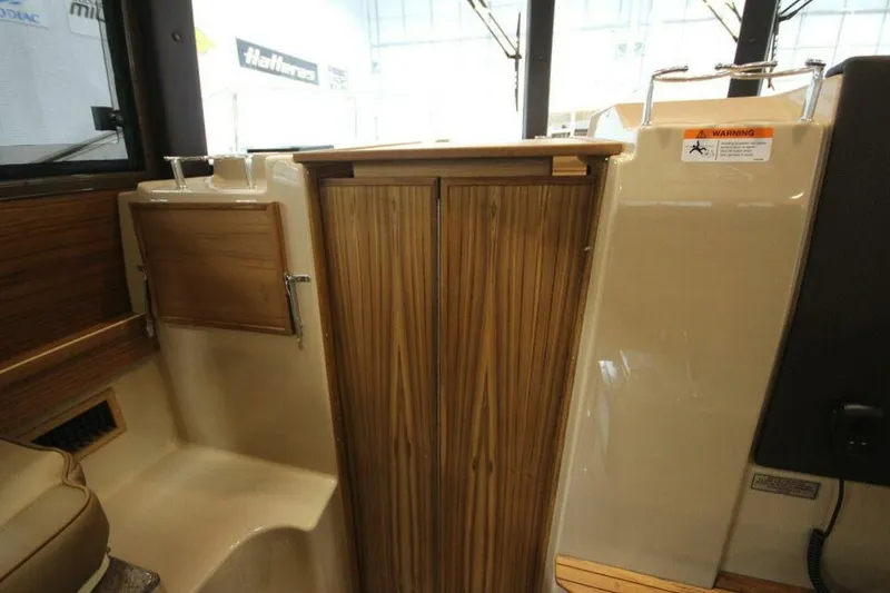 Slide: The Image of Ranger Tug R-29 Sedan Luxury Edition 2026 - 5163226