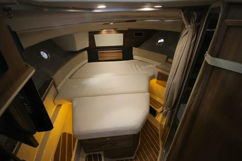 Slide: The Image of Ranger Tug R-29 Sedan Luxury Edition 2026 - 5163229