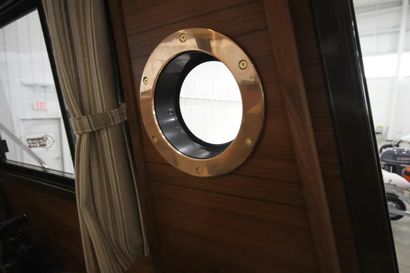 Slide: The Image of Ranger Tug R-23 Luxury Edition 2026 - 5163404