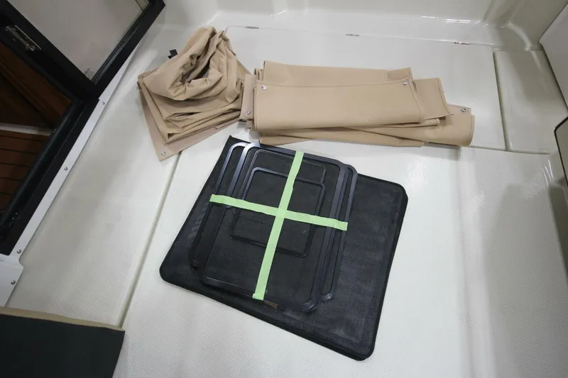 Slide: The Image of Ranger Tug R-23 Luxury Edition 2026 - 5163405