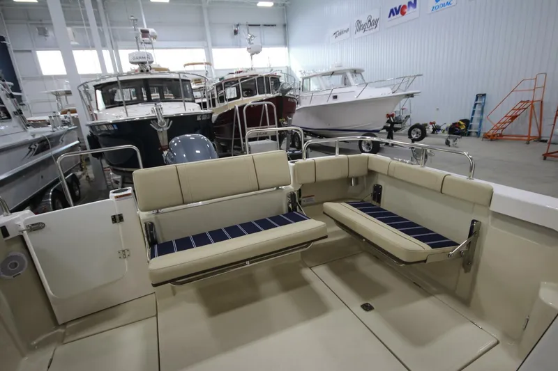 Slide: The Image of Ranger Tug R-23 Luxury Edition 2026 - 5163423