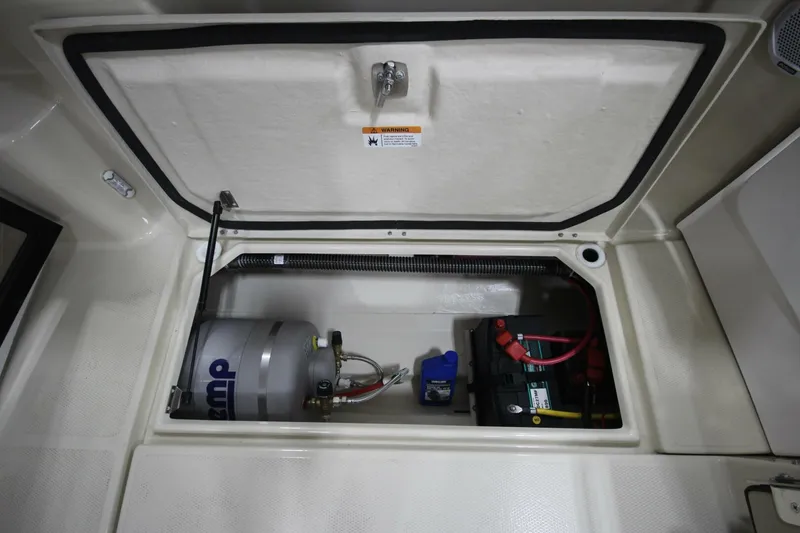 Slide: The Image of Ranger Tug R-23 Luxury Edition 2026 - 5163431