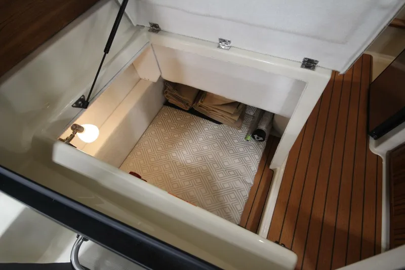 Slide: The Image of Ranger Tug R-23 Luxury Edition 2026 - 5163445