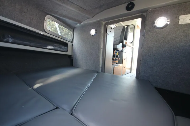 Slide: The Image of Weldcraft 300 Cuddy King OS 2026 - 5611628