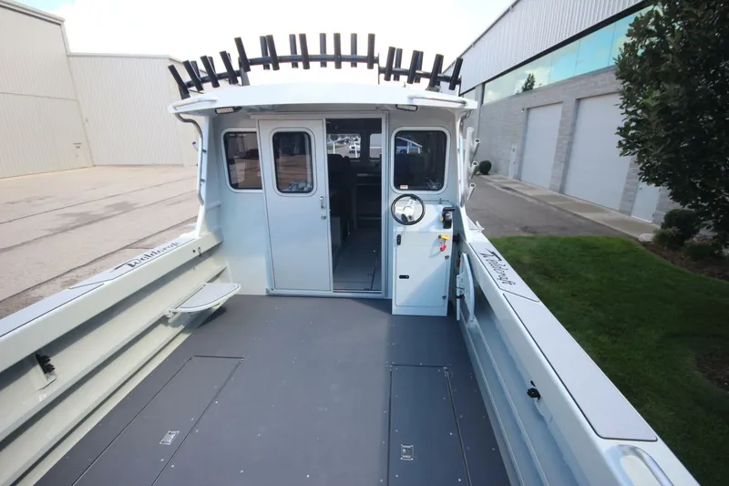 Slide: The Image of Weldcraft 300 Cuddy King OS 2026 - 5611632