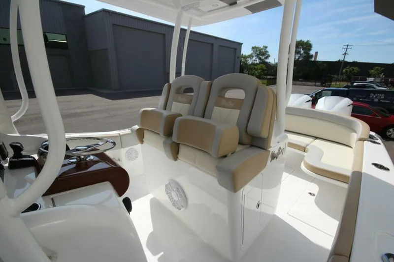 Slide: The Image of Mag Bay 33 Center Console 2026 - 5163744