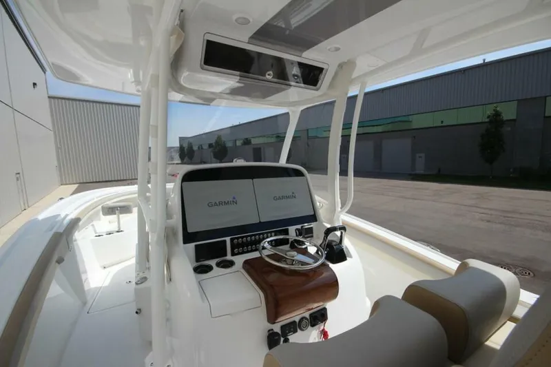 Slide: The Image of Mag Bay 33 Center Console 2026 - 5163746