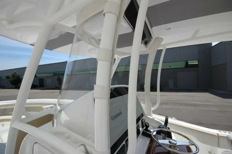 Slide: The Image of Mag Bay 33 Center Console 2026 - 5163755