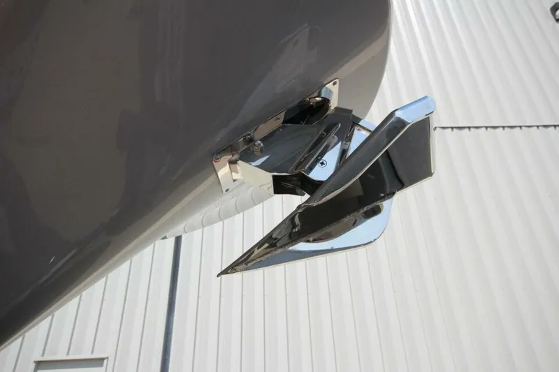 Slide: The Image of Mag Bay 33 Center Console 2026 - 5163777