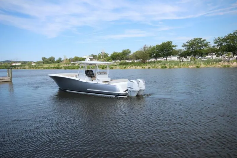 Slide: The Image of Mag Bay 33 Center Console 2026 - 5163784