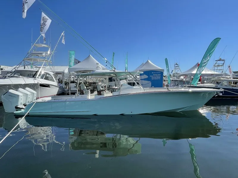 Slide: The Image of Mag Bay 43 Center Console 2026 - 5164654