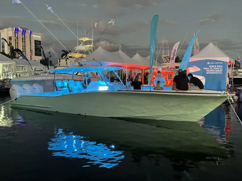 Slide: The Image of Mag Bay 43 Center Console 2026 - 5164665