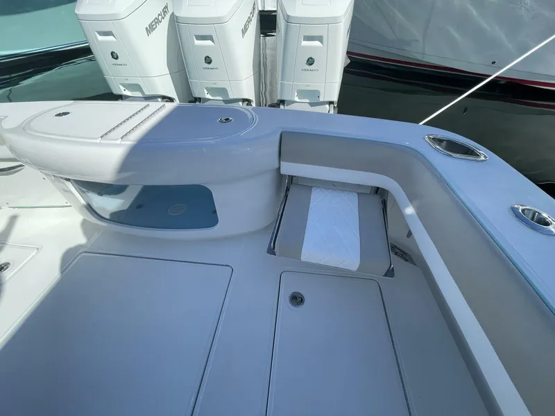 Slide: The Image of Mag Bay 43 Center Console 2026 - 5164568