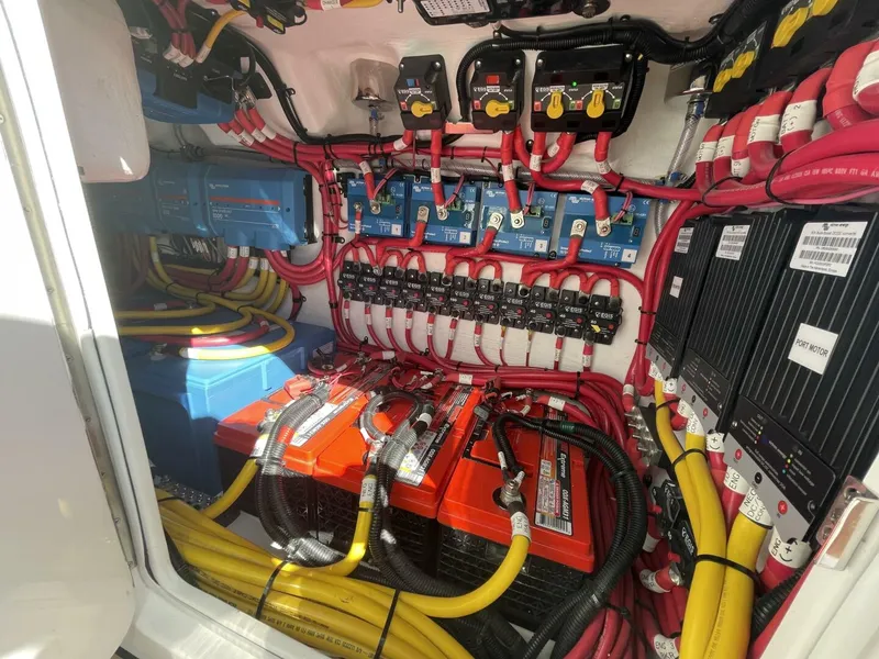 Slide: The Image of Mag Bay 43 Center Console 2026 - 5164588