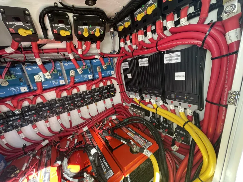 Slide: The Image of Mag Bay 43 Center Console 2026 - 5164590