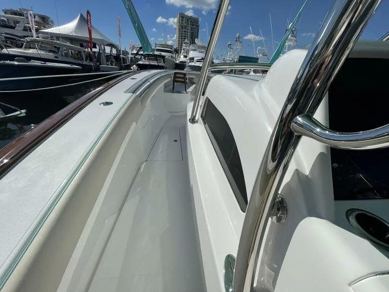 Slide: The Image of Mag Bay 43 Center Console 2026 - 5164607