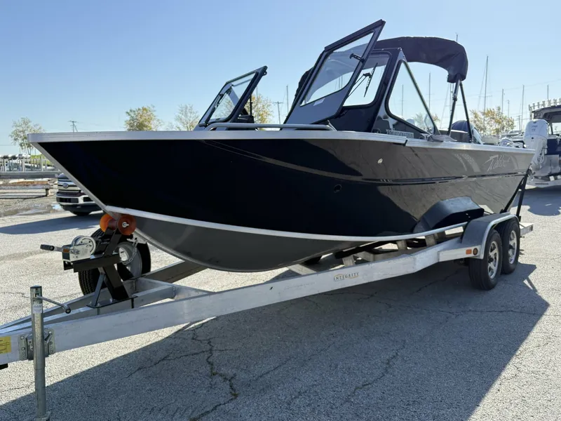 Slide: The Image of Weldcraft 210 Revolution Soft Top 2025 - 8144801