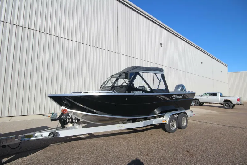 Slide: The Image of Weldcraft 210 Revolution Soft Top 2025 - 5165012