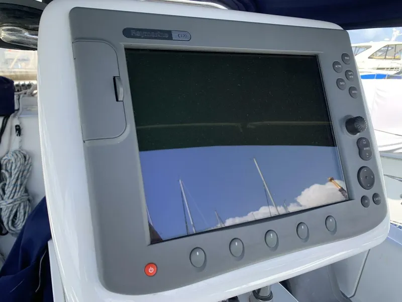 Slide: The Image of Catalina 440 Deck Salon 2007 - 5176042