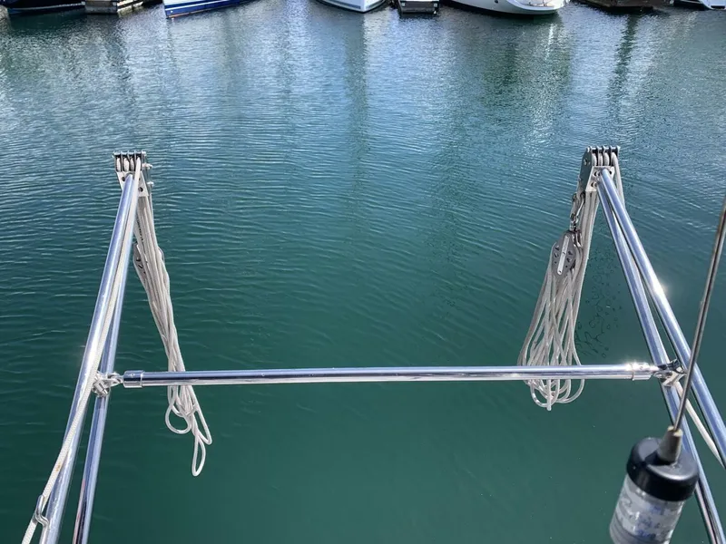 Slide: The Image of Catalina 440 Deck Salon 2007 - 5176049