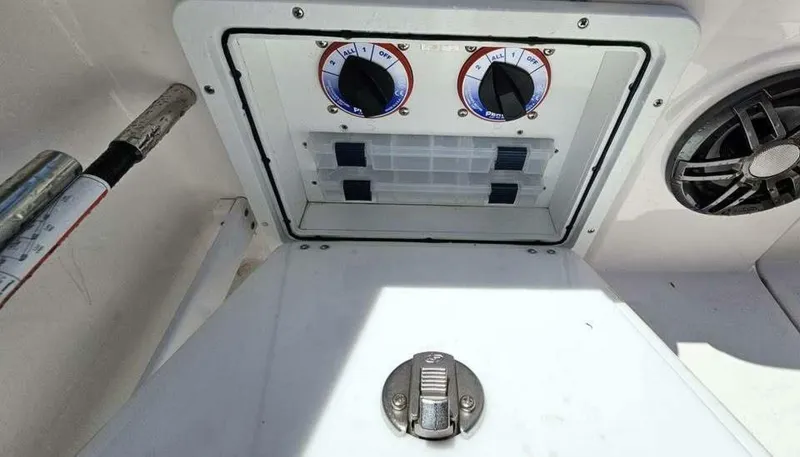 Slide: The Image of Sea Fox 268 Commander 2023 - 5165275