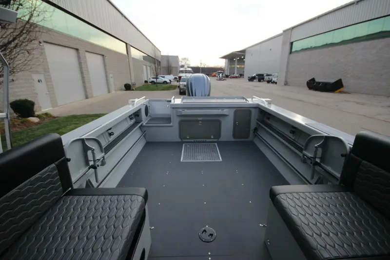 Slide: The Image of Weldcraft 240 Maverick DV 2025 - 5165889