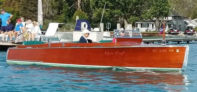 The Image of Chris-Craft Triple Cockpit Runabout 1929 - 5165928