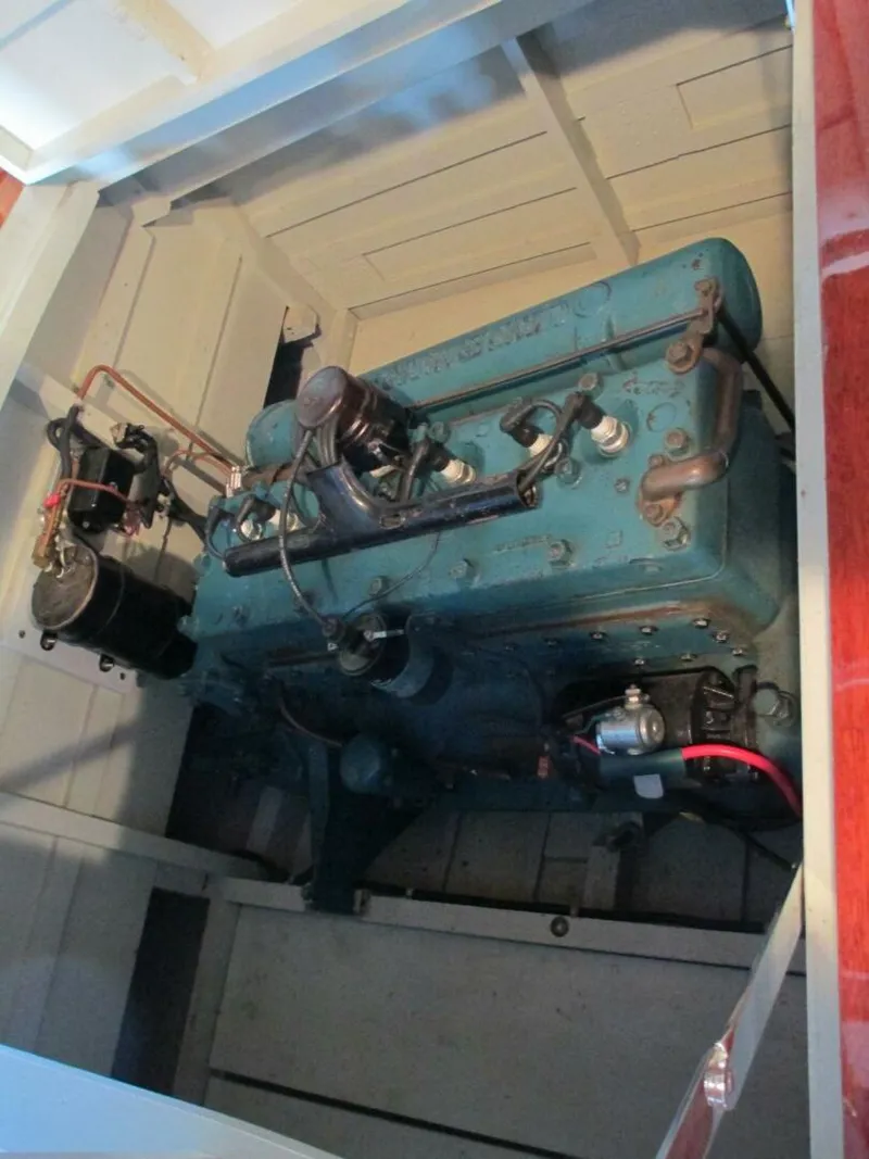 Slide: The Image of Chris-Craft Triple Cockpit Runabout 1929 - 5165938