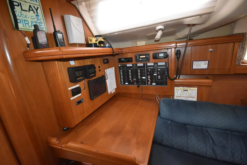 Slide: The Image of Hunter 386 2003 - 5166324