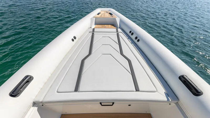 Slide: The Image of Technohull GTX 2025 - 5166348