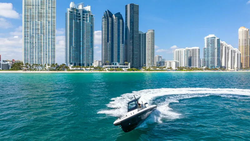 Slide: The Image of Technohull GTX 2025 - 5166335