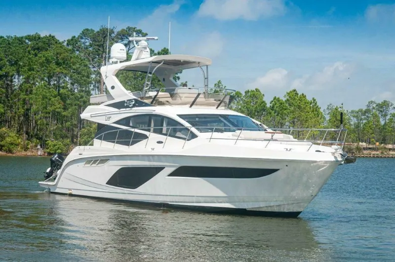 Slide: The Image of 2018 Sea Ray L550 Flybridge- Stbd Bow - 5182316