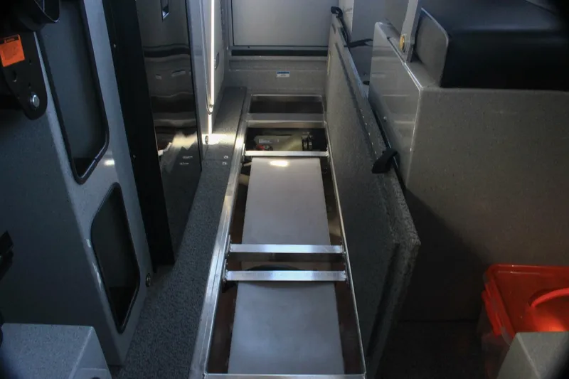 Slide: The Image of Weldcraft 280 Cuddy King 2026 - 5166251