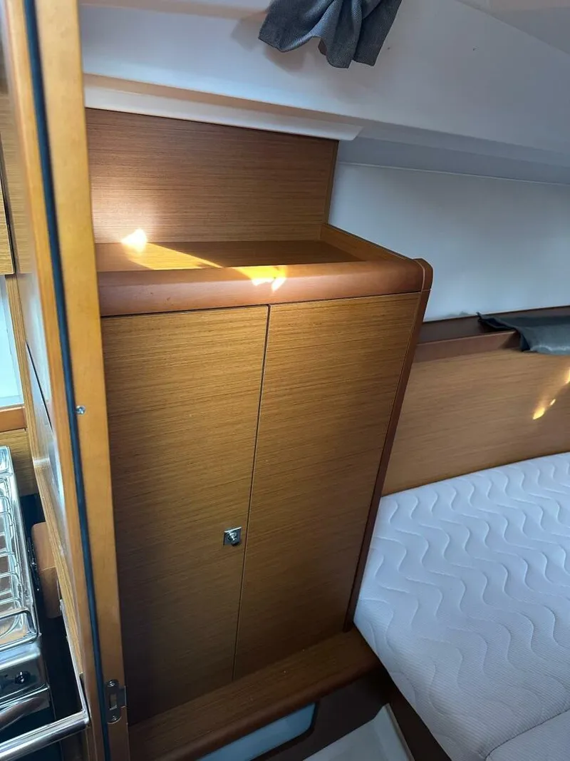 Slide: The Image of Jeanneau Sun Odyssey 349 2020 - 5166481