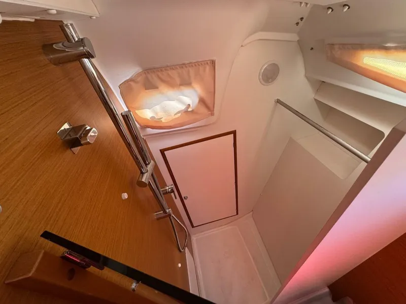 Slide: The Image of Jeanneau Sun Odyssey 349 2020 - 5711354