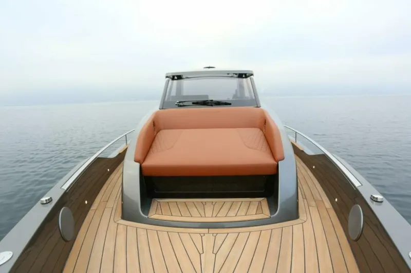 Slide: The Image of Capelli Stradivari 52 2026 - 5166647